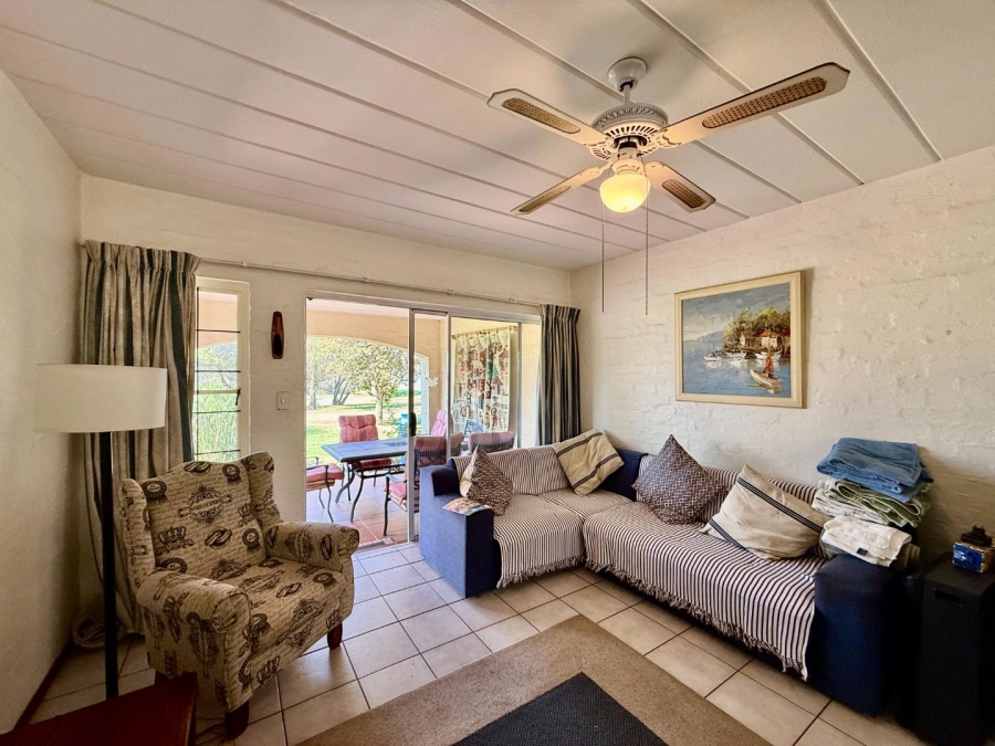 2 Bedroom Property for Sale in Caribbean Beach Club North West
